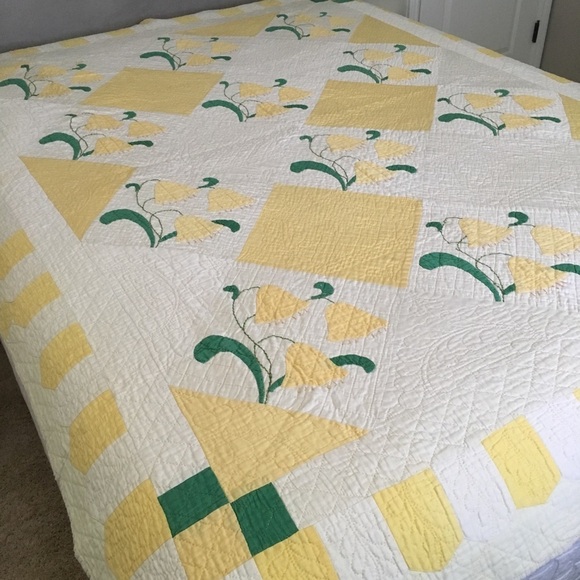 Vintage Antique Quilt Handmade - Picture 2 of 8